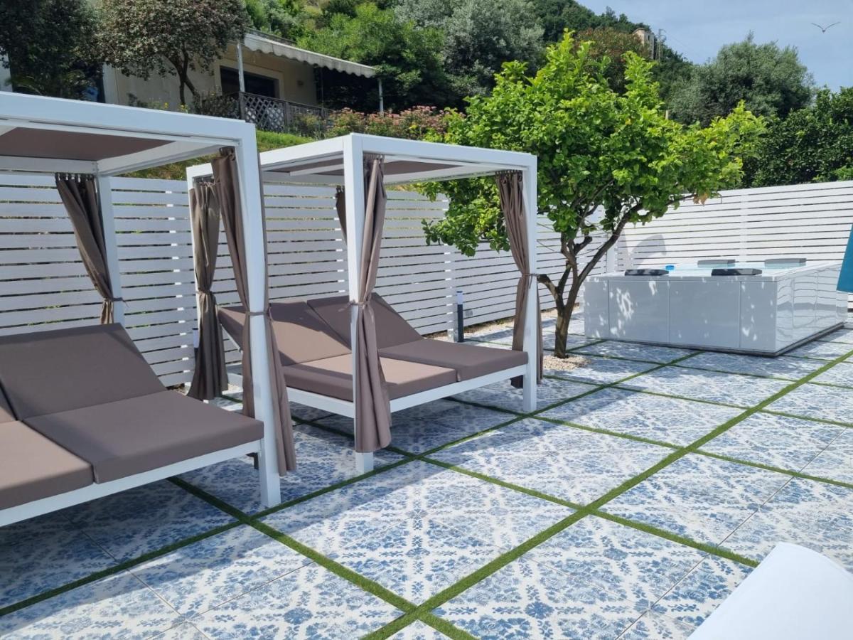 Relais Al Castello Bed & Breakfast Castellammare di Stabia Ngoại thất bức ảnh