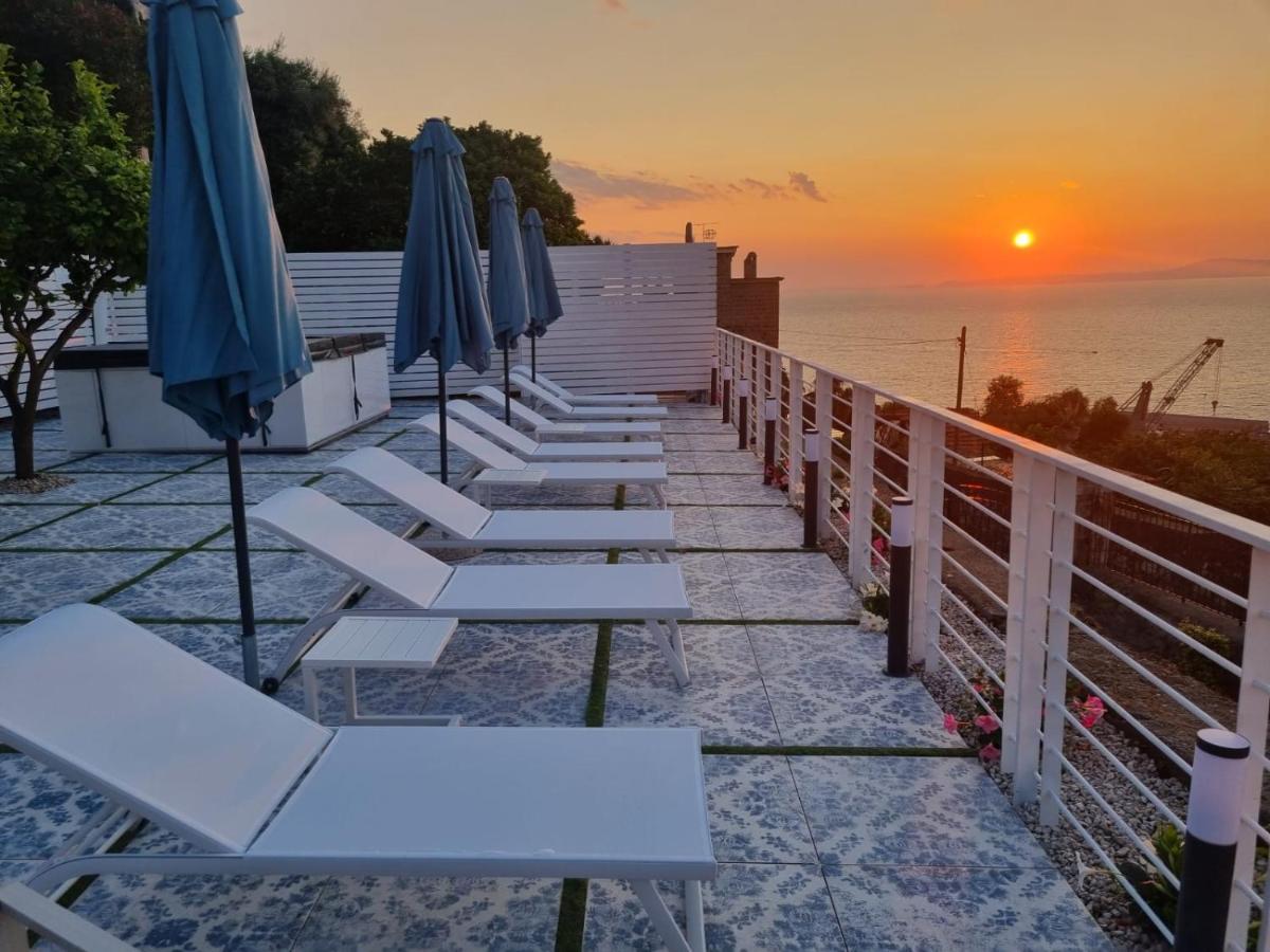 Relais Al Castello Bed & Breakfast Castellammare di Stabia Ngoại thất bức ảnh